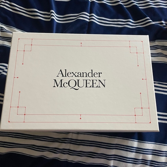 Authentic Alexander McQueen Oversized Leather Sneaker - Picture 9 of 9